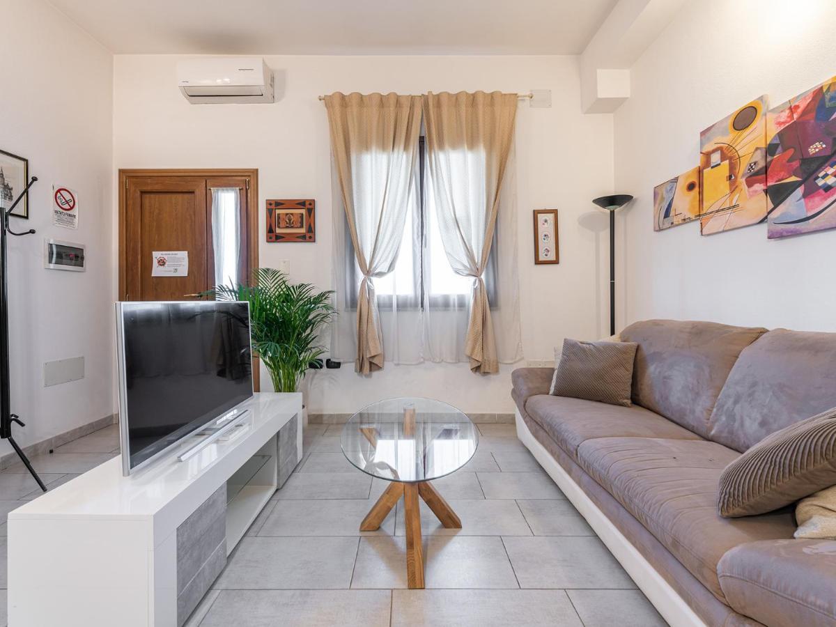 La Mariposa - Bellavita Apartments Assemini Extérieur photo